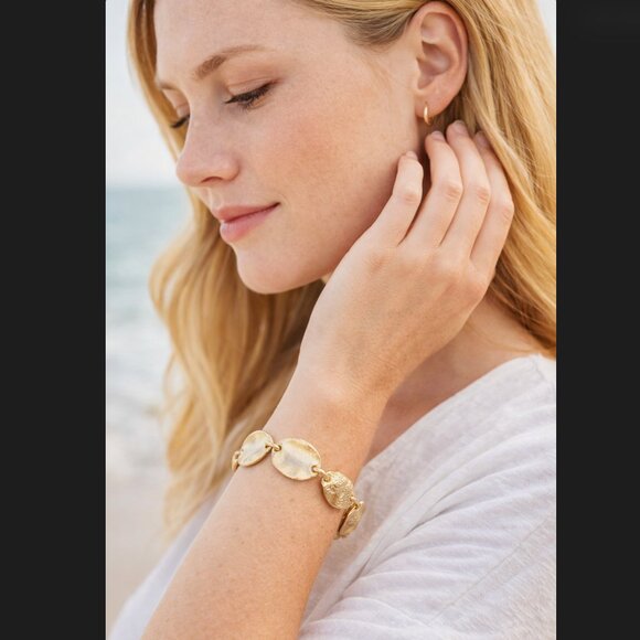 J. Jill Jewelry - J. Jill Hammered Leaf Bracelet Gold Tone Bee Magnetic Boho Artisan Link Etched